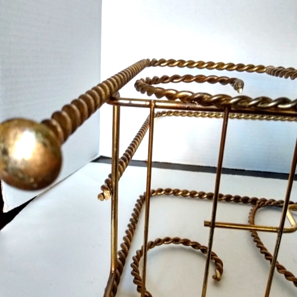 Twisted metal scroll magazine/ record holder - Picture 10 of 13